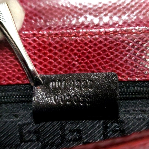 *Rare* Gucci Gradient Red Baguette Handbag - Picture 13 of 16